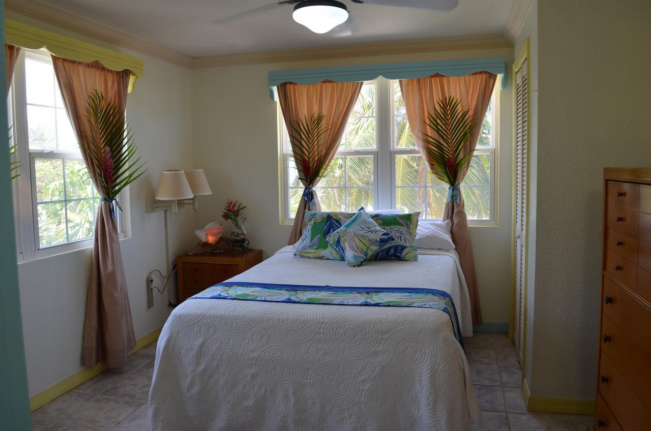 Graham'S Place Guanaja Luaran gambar